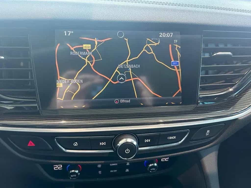Opel Insignia AUTOMATIK+NAVIGATION+KAMERA+PDC+TEMPOM 04/2018-photo-11