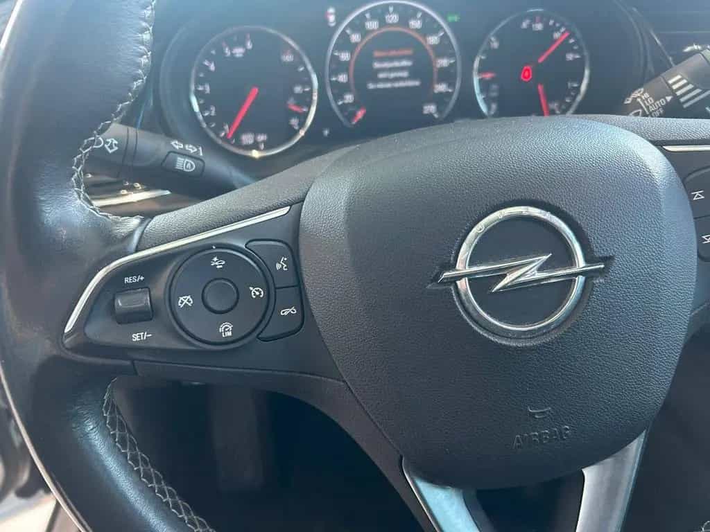 Opel Insignia AUTOMATIK+NAVIGATION+KAMERA+PDC+TEMPOM 04/2018-photo-19