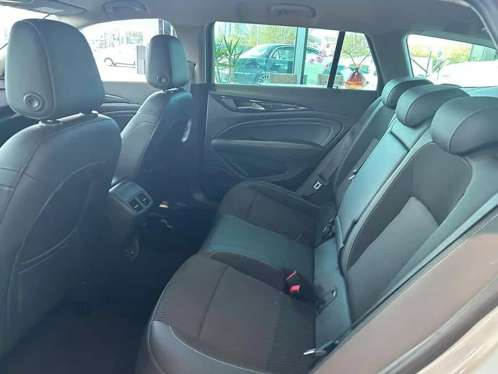 Opel Insignia AUTOMATIK+NAVIGATION+KAMERA+PDC+TEMPOM 04/2018-photo-20