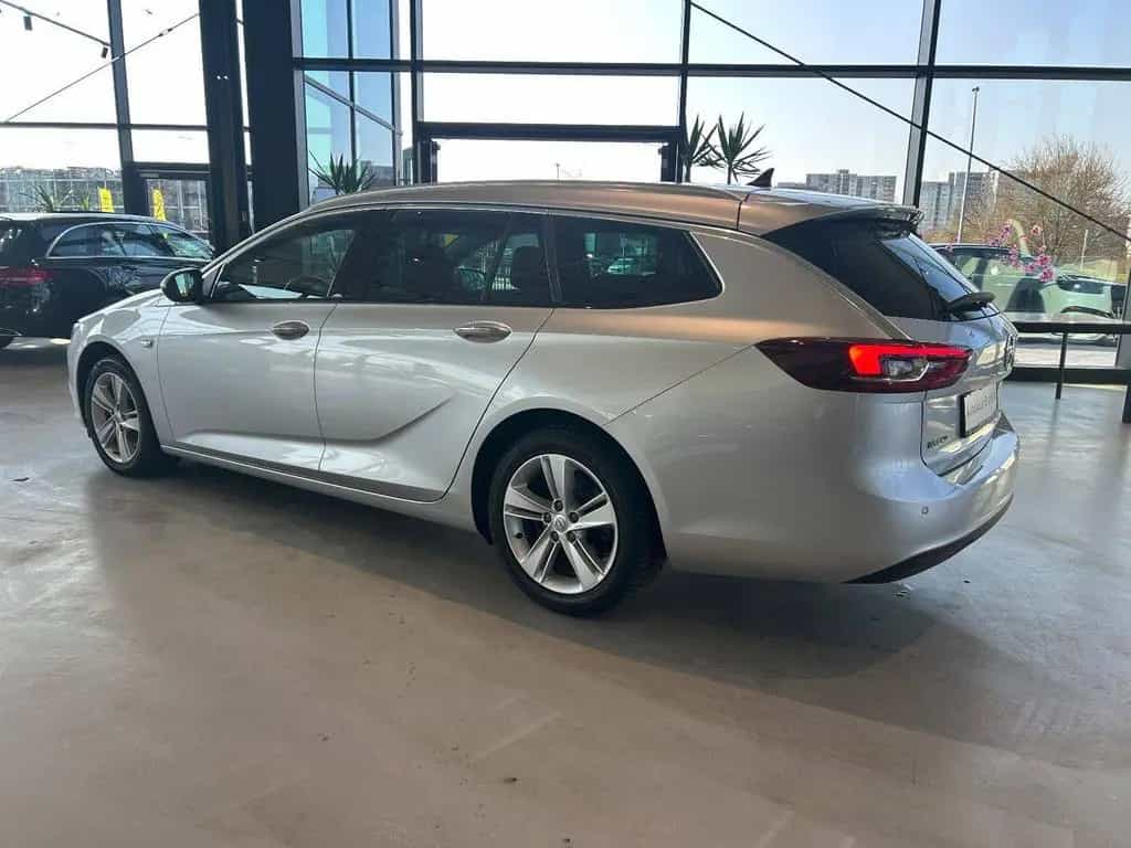 Opel Insignia AUTOMATIK+NAVIGATION+KAMERA+PDC+TEMPOM 04/2018-photo-3