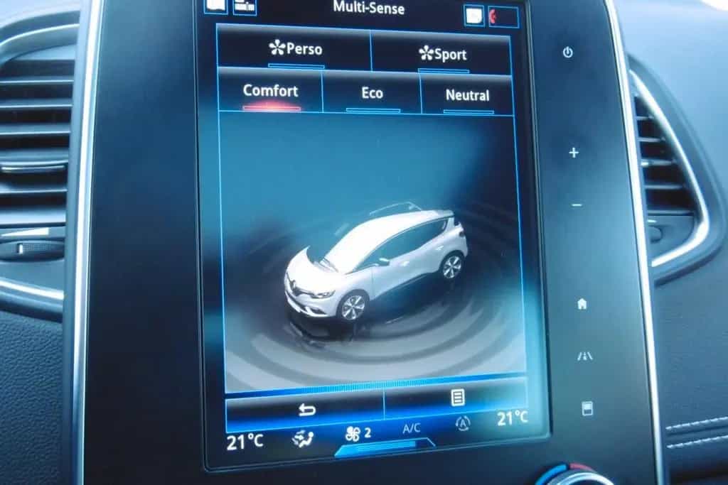 Renault Scenic Black Edition TCe 160+RFK+SHZ+WKR+Head-Up 12/2019-photo-23