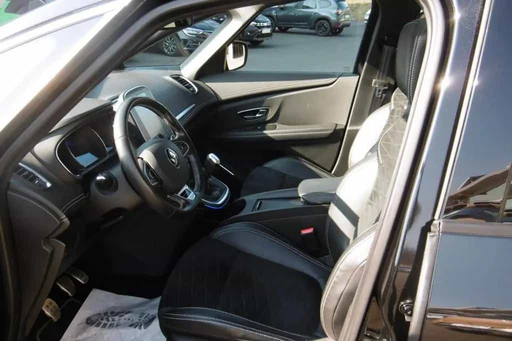 Renault Scenic Black Edition TCe 160+RFK+SHZ+WKR+Head-Up 12/2019-photo-6