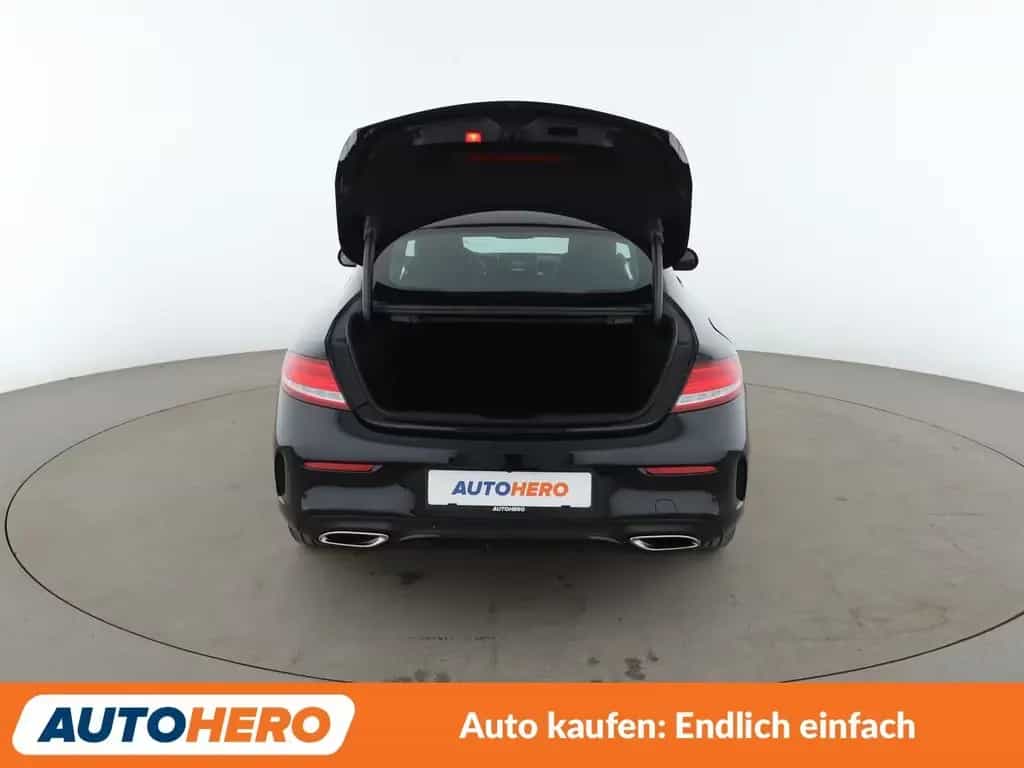 Mercedes-Benz C-Class 180 AMG Line Aut.*NAVI*LED*PDC*SHZ*TEMPO*KLIMA 10/2016-photo-16
