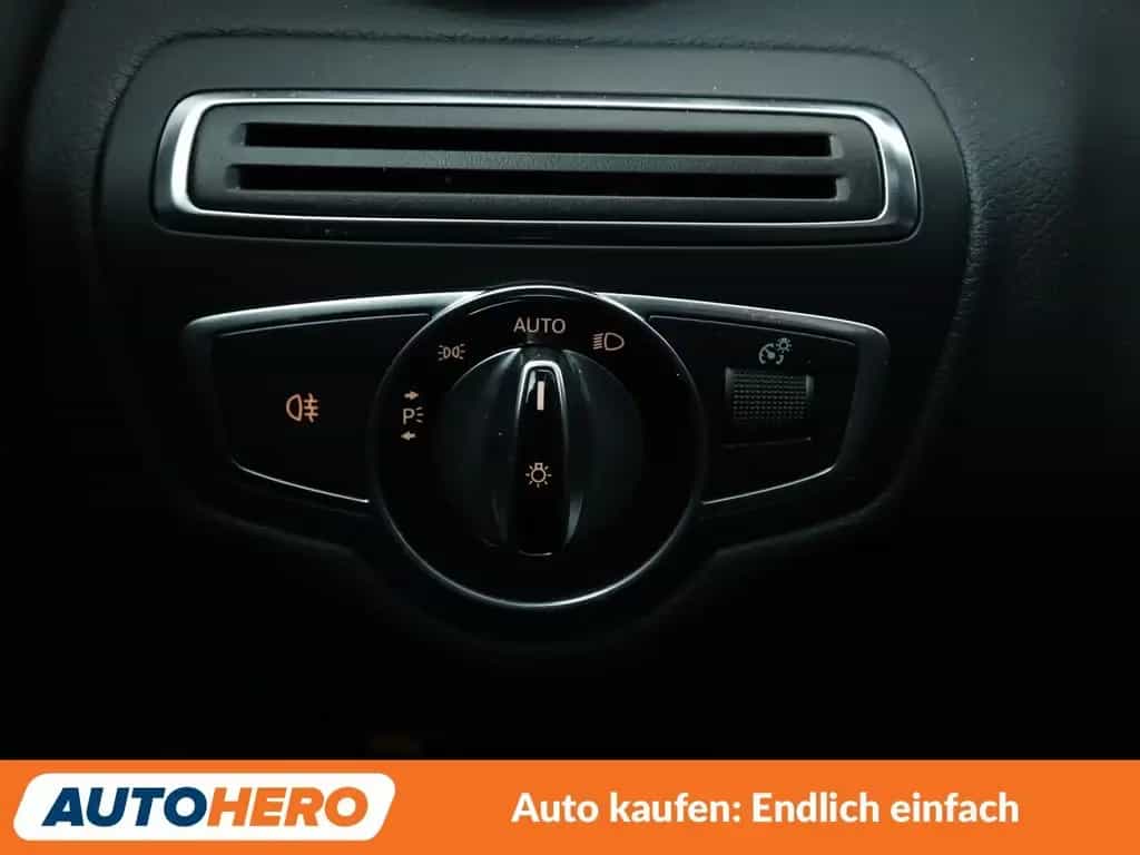Mercedes-Benz C-Class 180 AMG Line Aut.*NAVI*LED*PDC*SHZ*TEMPO*KLIMA 10/2016-photo-25