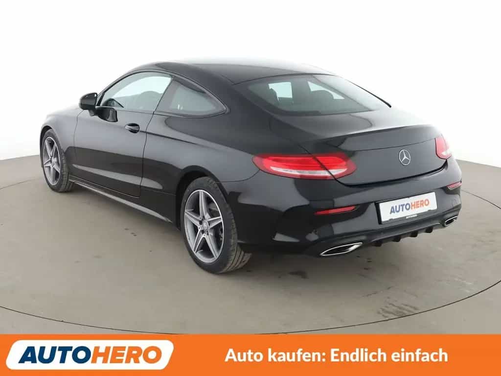 Mercedes-Benz C-Class 180 AMG Line Aut.*NAVI*LED*PDC*SHZ*TEMPO*KLIMA 10/2016-photo-3