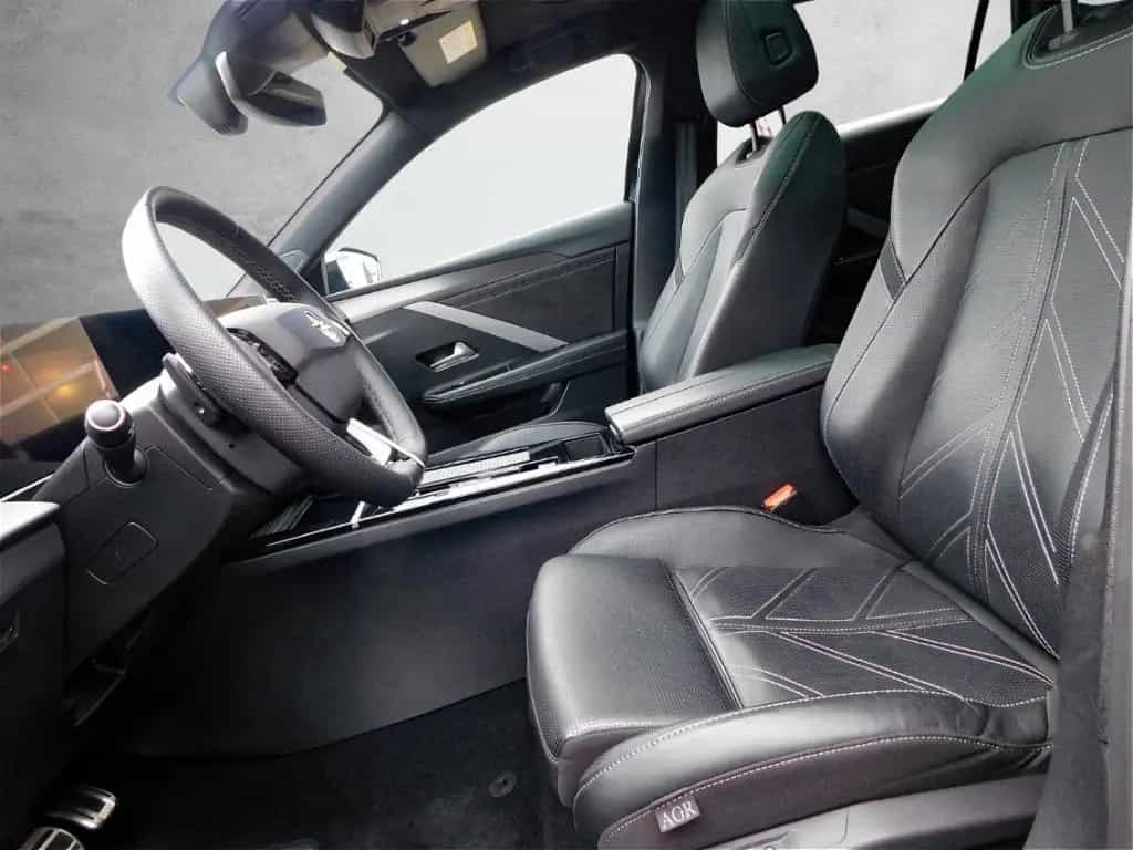 Opel Astra L ST Automatik Ultimate Panoramadach Lede 02/2025-photo-13