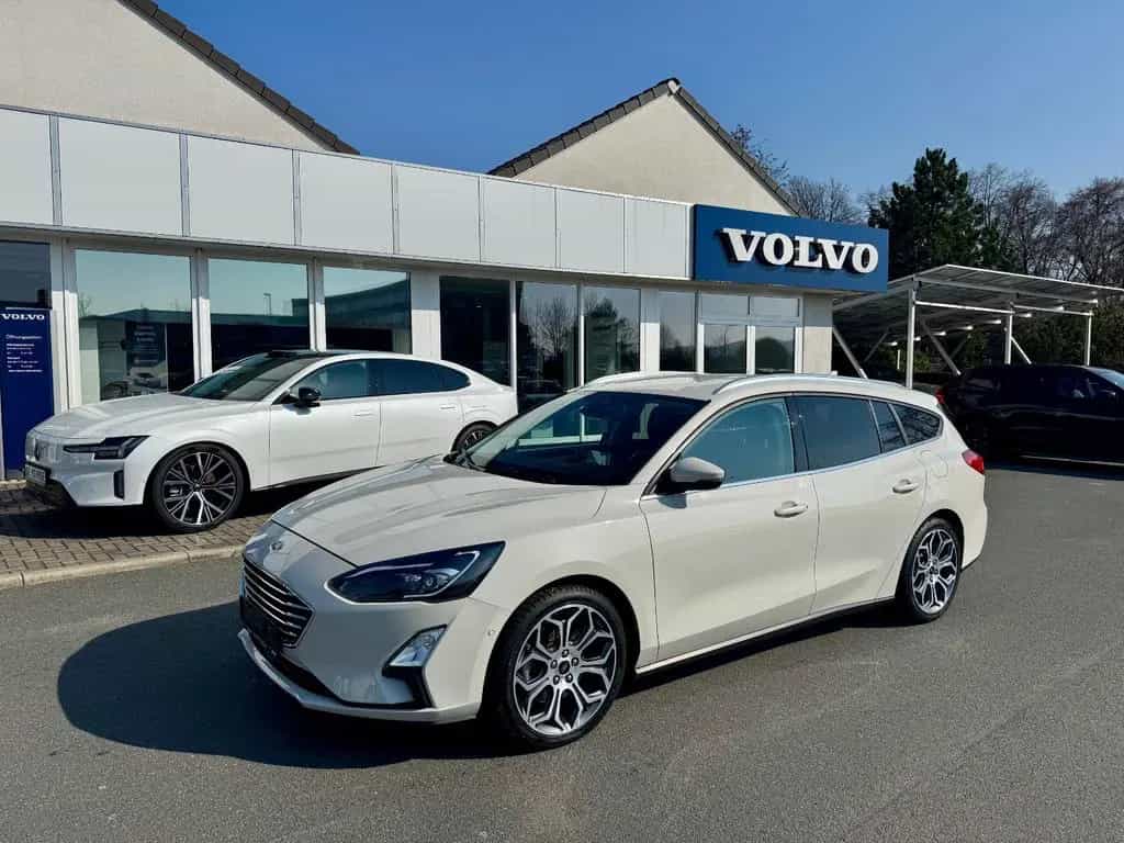 Ford Focus Turnier Titanium 1.5 Eco Boost Automatik 12/2019-photo-0