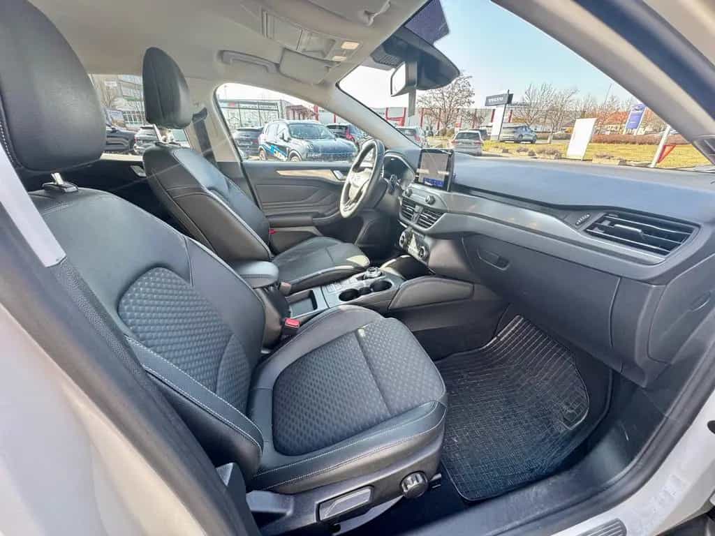 Ford Focus Turnier Titanium 1.5 Eco Boost Automatik 12/2019-photo-15