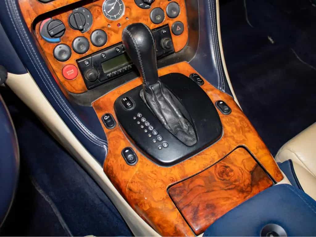 Aston Martin DB7 Volante Vantage V12 6.0L 420CV AUTOMATIC 10/2001-photo-13
