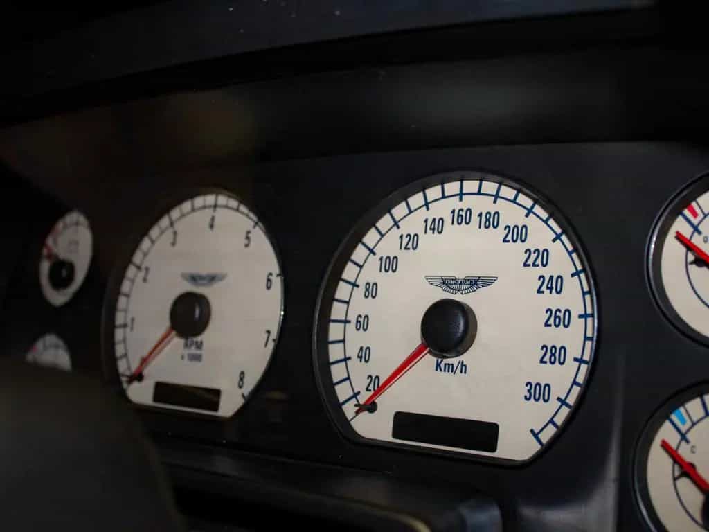 Aston Martin DB7 Volante Vantage V12 6.0L 420CV AUTOMATIC 10/2001-photo-15
