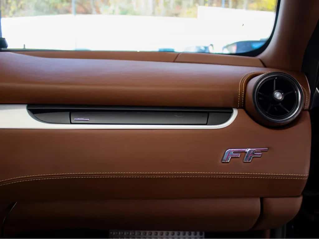Ferrari FF 6.3 V12 11/2011-photo-21