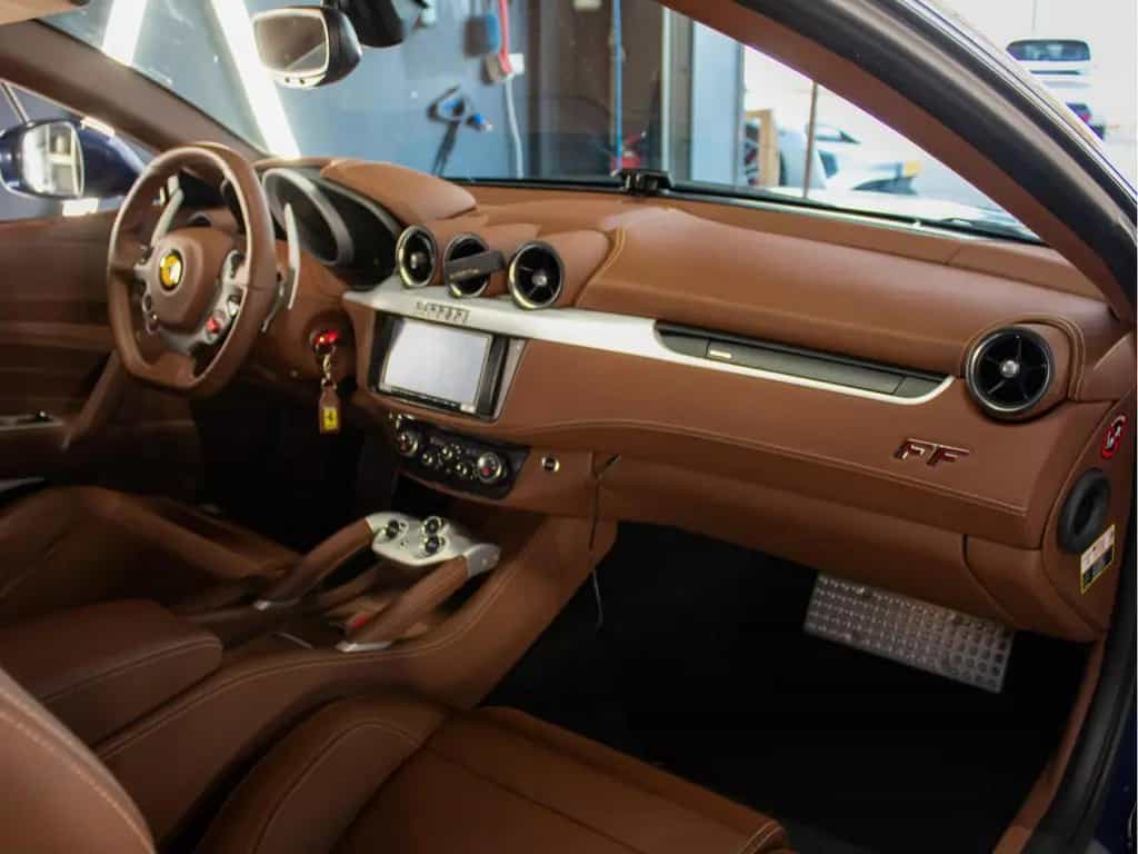 Ferrari FF 6.3 V12 11/2011-photo-22