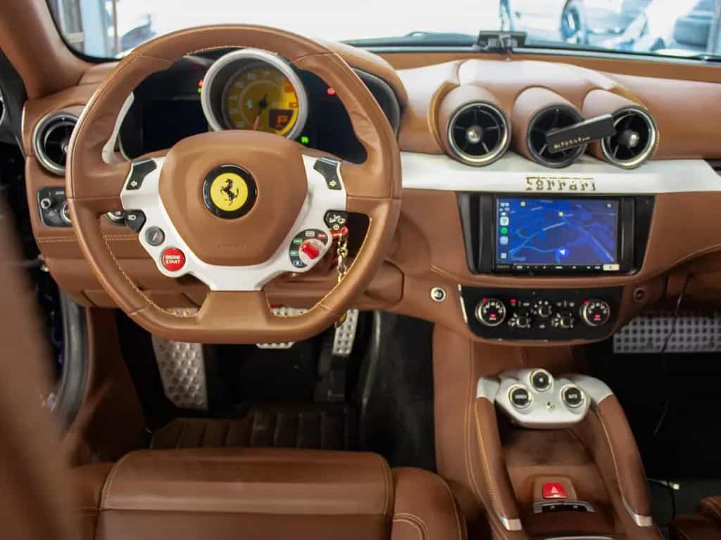Ferrari FF 6.3 V12 11/2011-photo-23