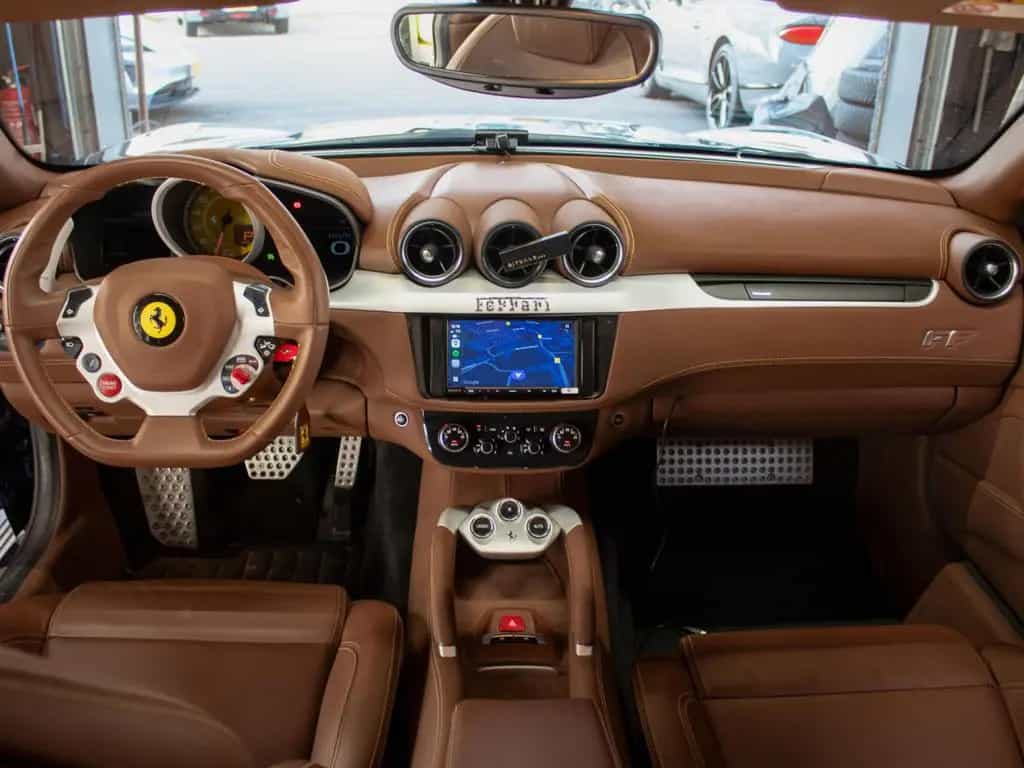 Ferrari FF 6.3 V12 11/2011-photo-24