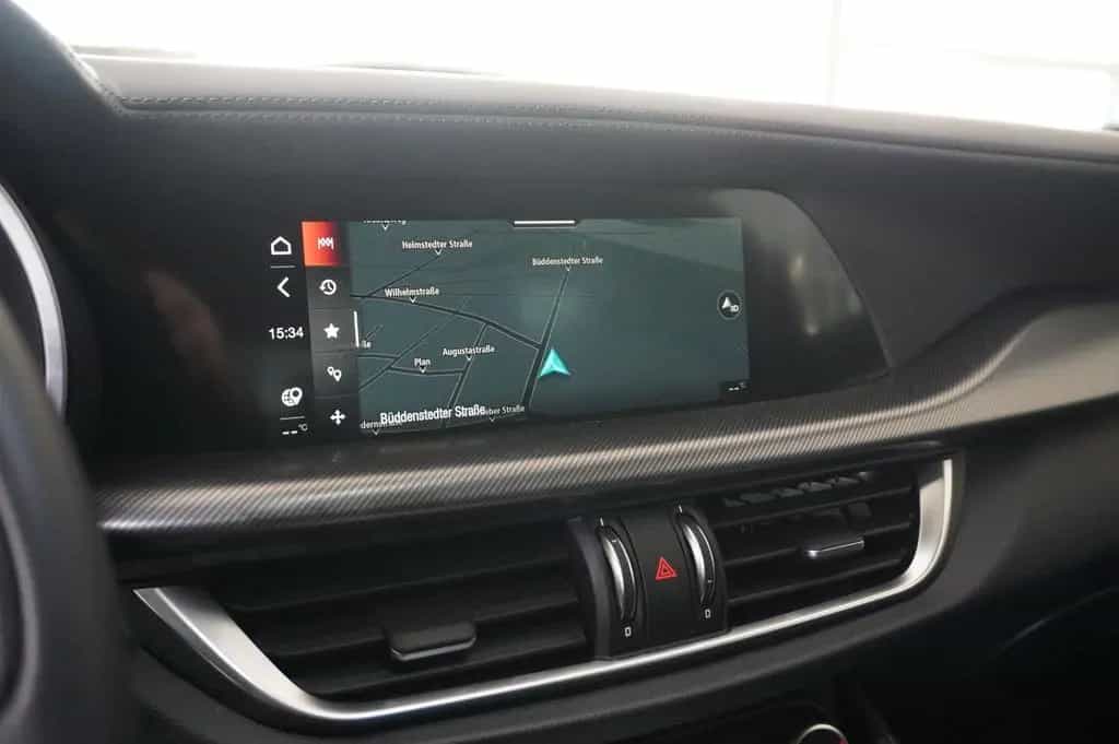 Alfa Romeo Stelvio 2.2D VELOCE Q4 NAVI/LED/KAMERA/MATRIX/SH 06/2024-photo-29