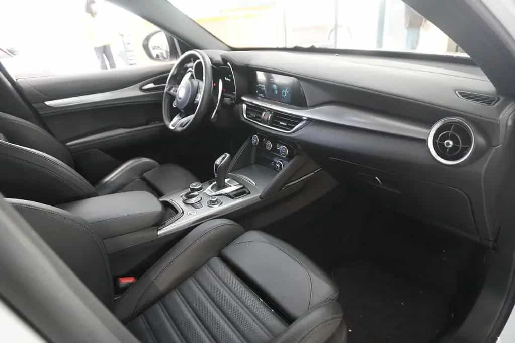 Alfa Romeo Stelvio 2.2D VELOCE Q4 NAVI/LED/KAMERA/MATRIX/SH 06/2024-photo-41