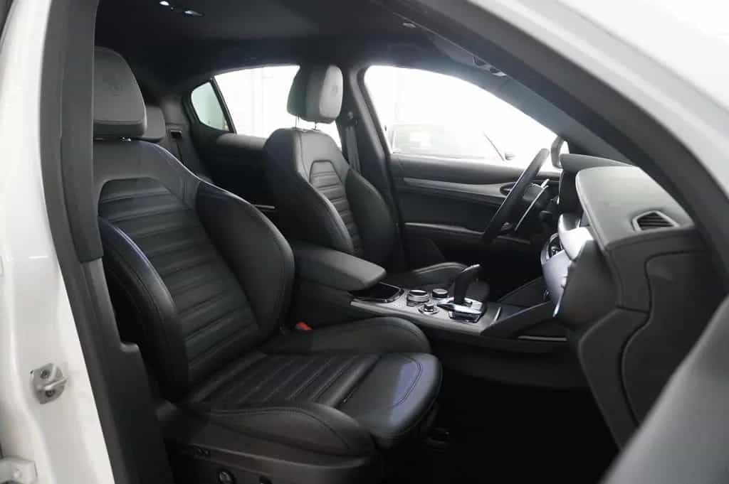 Alfa Romeo Stelvio 2.2D VELOCE Q4 NAVI/LED/KAMERA/MATRIX/SH 06/2024-photo-45