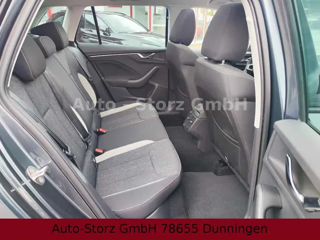 Skoda Kamiq 1.5TSI DSG Style/LED/ALU/CAM/VC/SHZ/Glasda 05/2020-photo-14