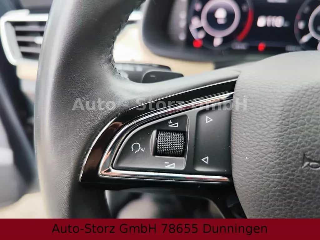 Skoda Kamiq 1.5TSI DSG Style/LED/ALU/CAM/VC/SHZ/Glasda 05/2020-photo-33