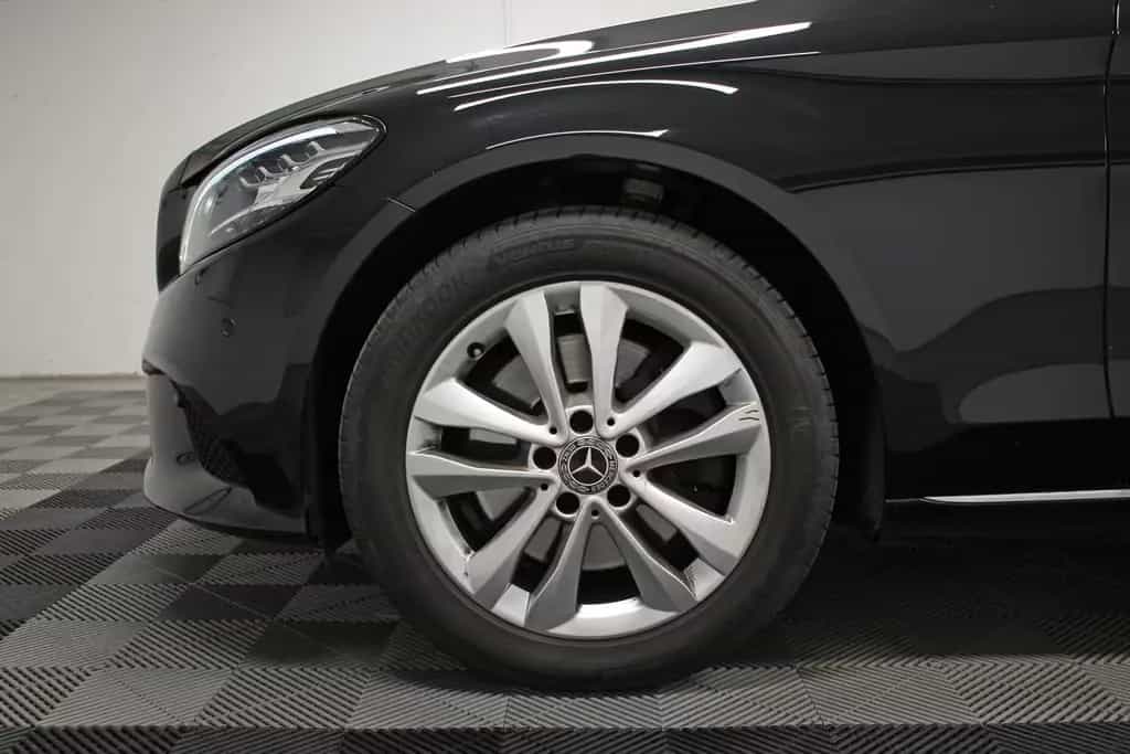 Mercedes-Benz C-Class 300 T Aut. LED AHK DISTRO. MEMORY KAMERA 360° 11/2019-photo-4