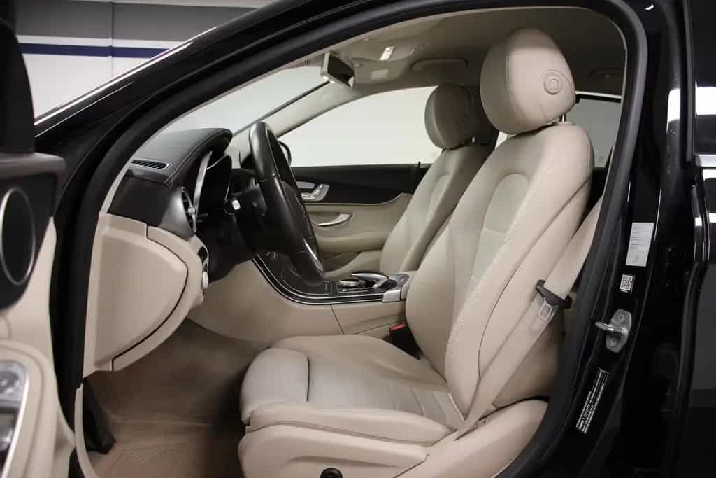 Mercedes-Benz C-Class 300 T Aut. LED AHK DISTRO. MEMORY KAMERA 360° 11/2019-photo-8