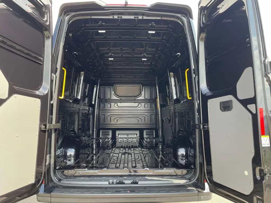 MAN TGE 3.200 L3H3 Kasten 4x4 Individual S ACC STHZ 03/2026-photo-10