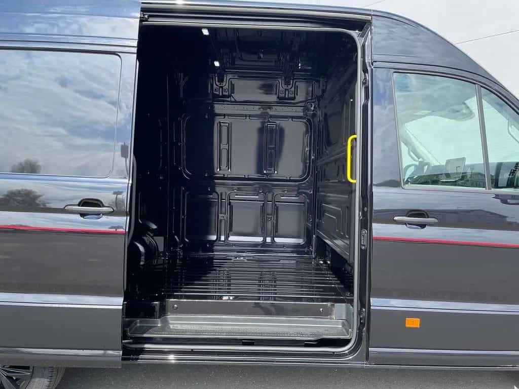 MAN TGE 3.200 L3H3 Kasten 4x4 Individual S ACC STHZ 03/2026-photo-8