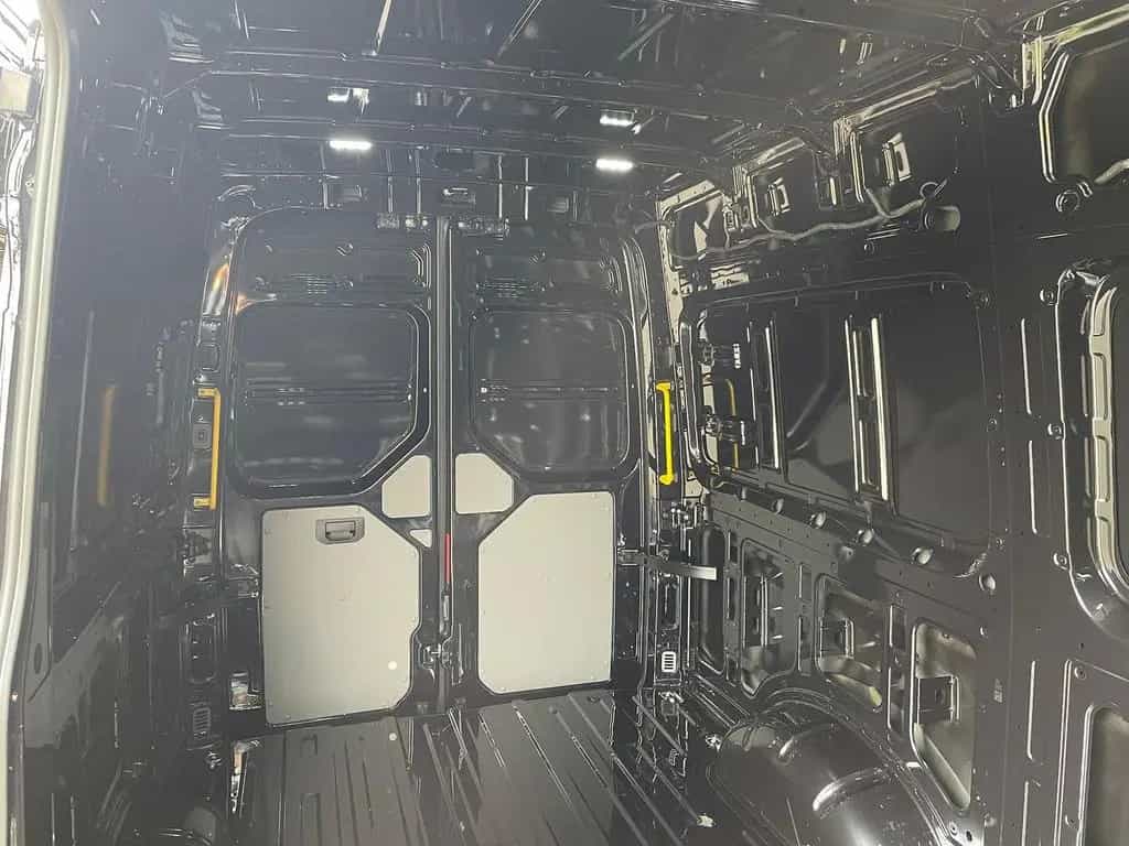 MAN TGE 3.200 L3H3 Kasten 4x4 Individual S ACC STHZ 03/2026-photo-9