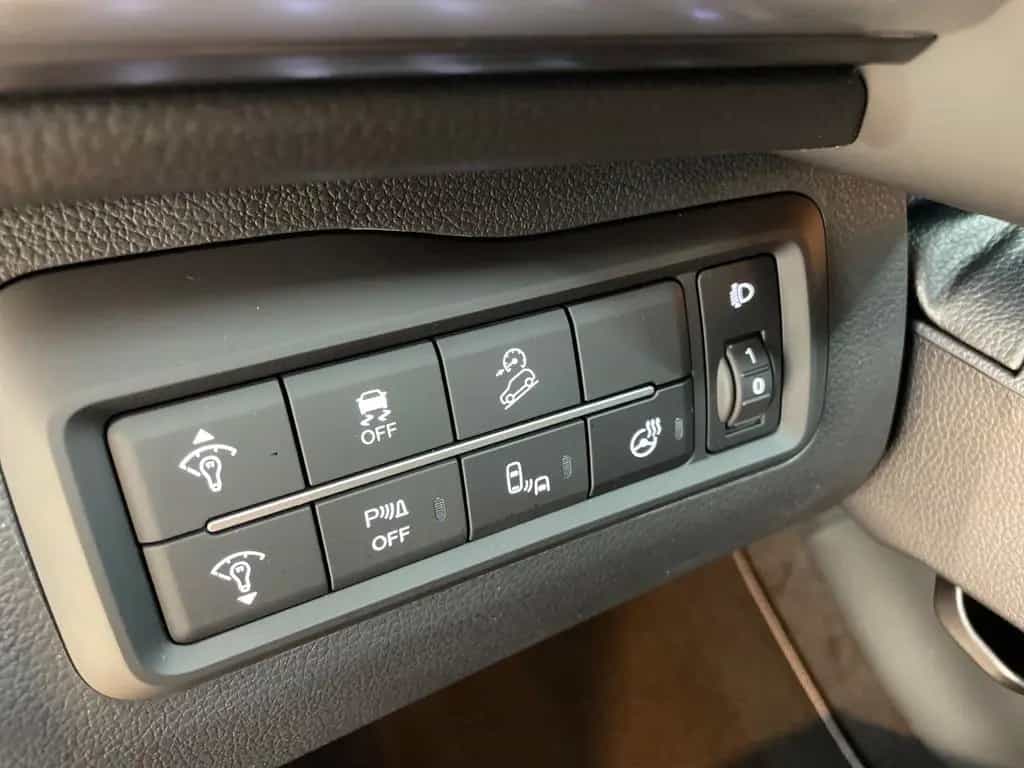 KGM Tivoli 1.5 T-GDI NOMAD+ Automatik 163 PS null-photo-17