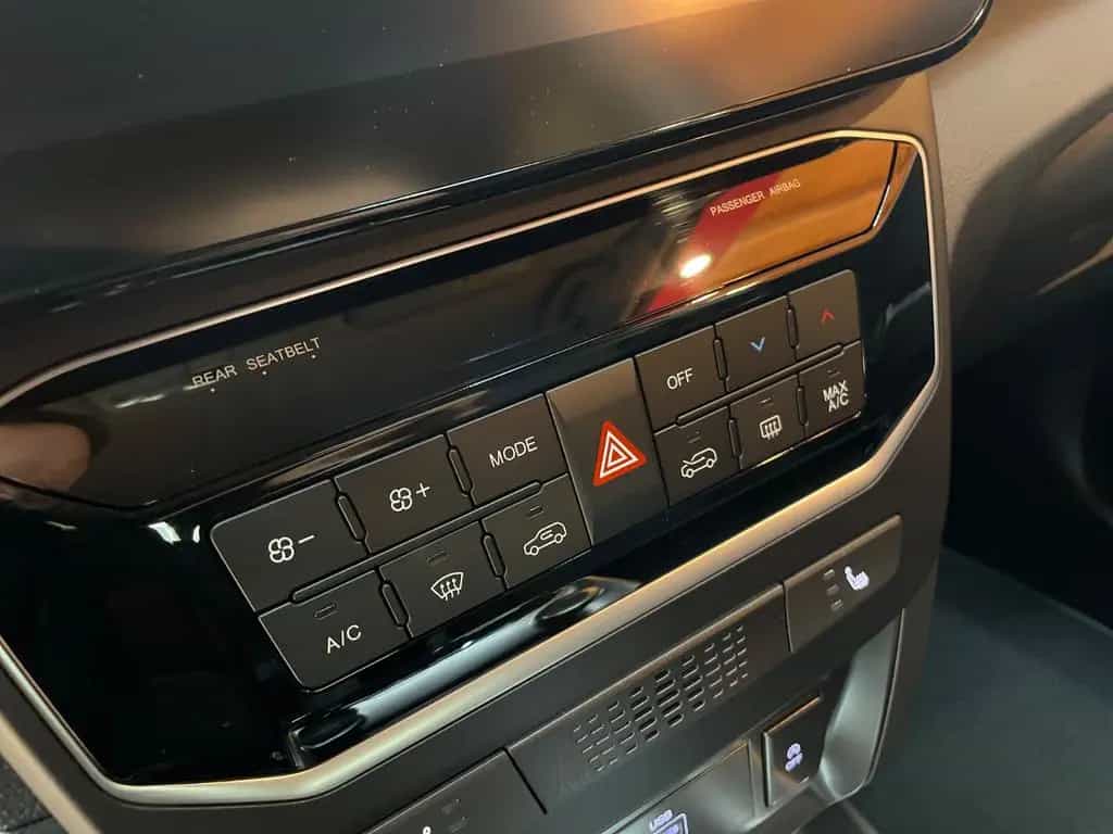 KGM Tivoli 1.5 T-GDI NOMAD+ Automatik 163 PS null-photo-26