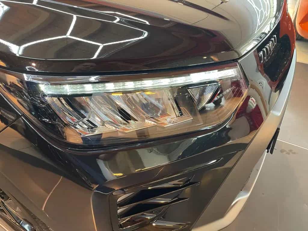 KGM Tivoli 1.5 T-GDI NOMAD+ Automatik 163 PS null-photo-4