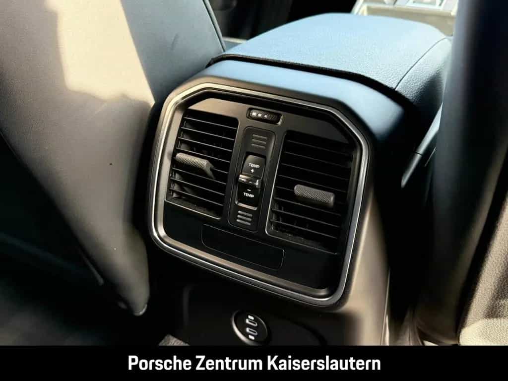 Porsche Macan BOSE 20-Zoll Rückfahrkamera Panorama LED 03/2024-photo-29