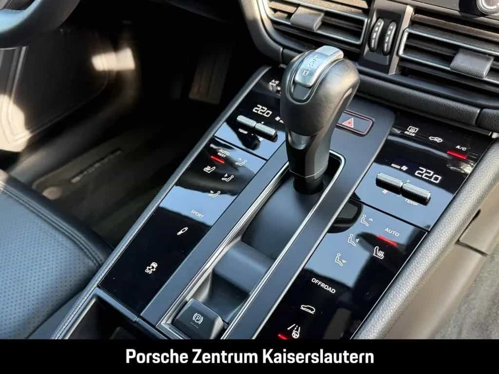 Porsche Macan BOSE 20-Zoll Rückfahrkamera Panorama LED 03/2024-photo-34