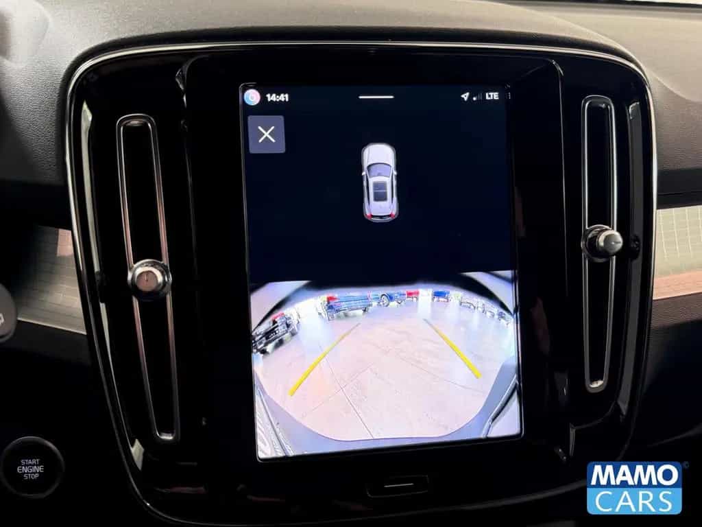 Volvo XC40 B4 Plus Dark ACC/CAM/SHZ/LHZ/PDC 08/2023-photo-15