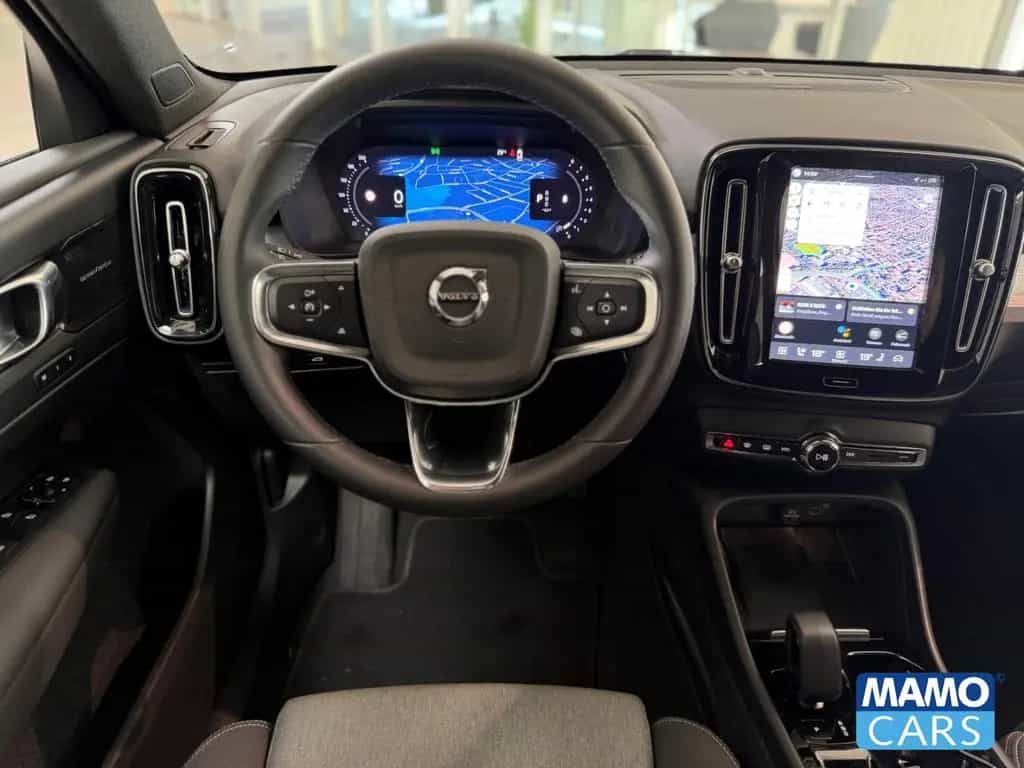 Volvo XC40 B4 Plus Dark ACC/CAM/SHZ/LHZ/PDC 08/2023-photo-24