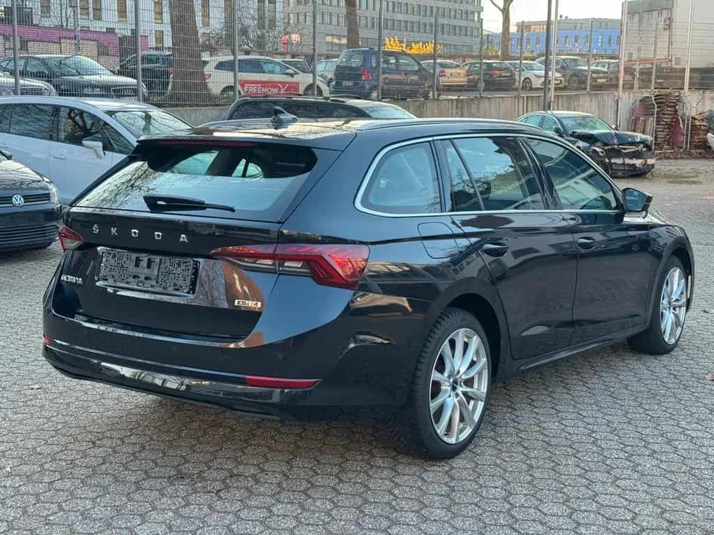 Skoda Octavia 1.5 DSG Combi Style 12/2021-photo-5