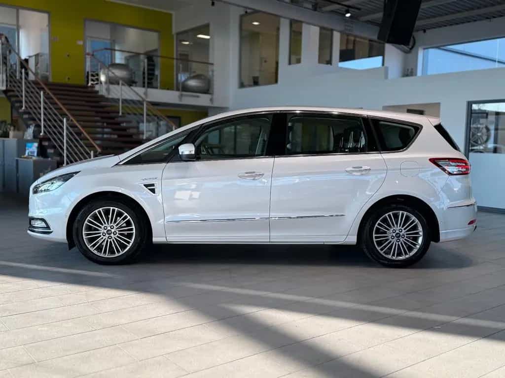 Ford S-Max Vignale *PDC*Standheizung*Keyless* 06/2018-photo-1