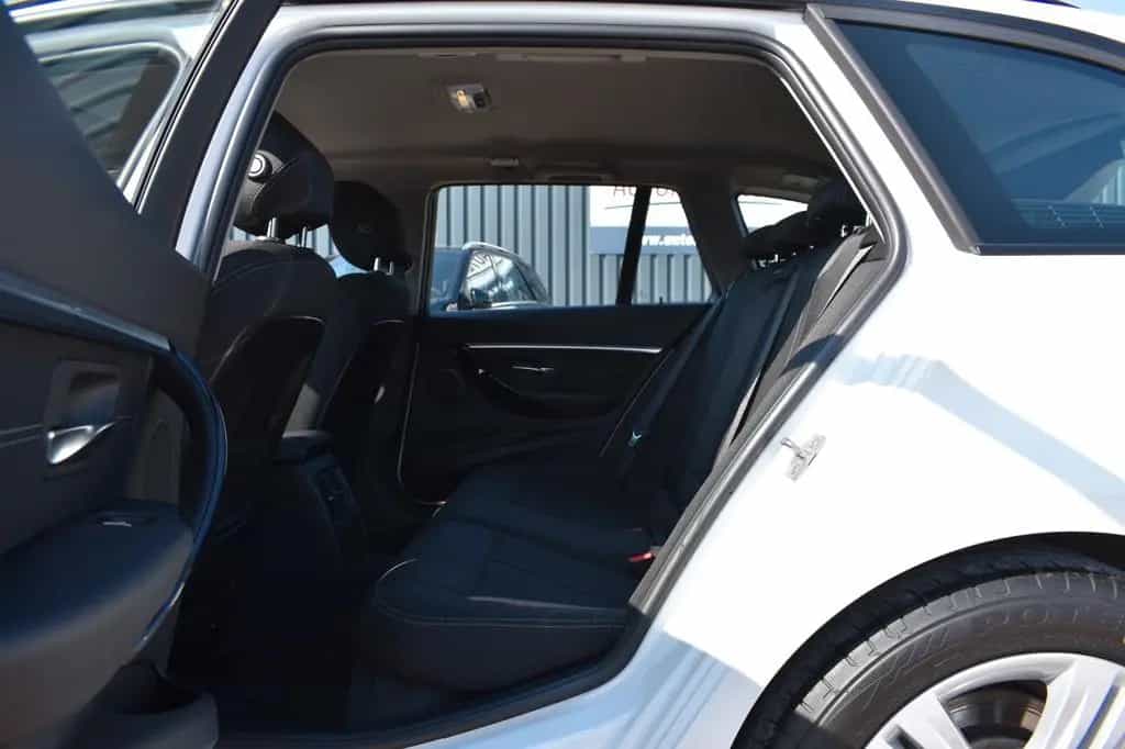 BMW 320 d Touring Sport Line Automatik AHK 06/2018-photo-23