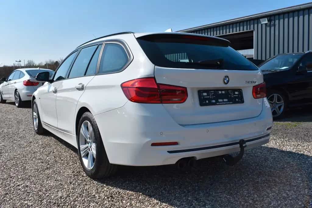 BMW 320 d Touring Sport Line Automatik AHK 06/2018-photo-3