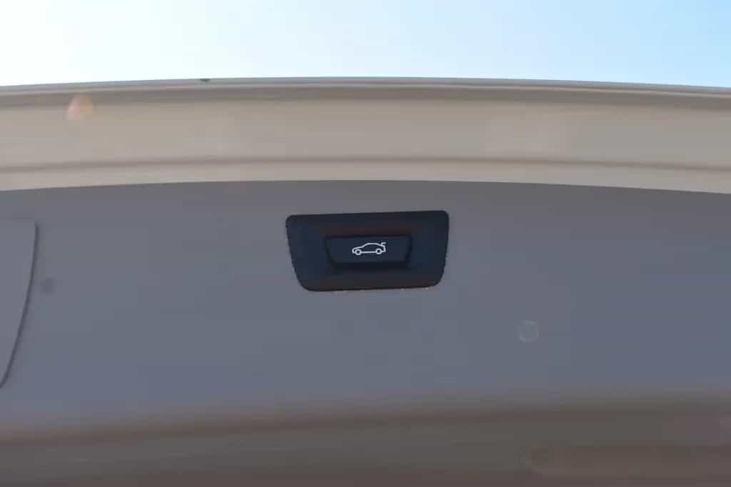 BMW 320 d Touring Sport Line Automatik AHK 06/2018-photo-38