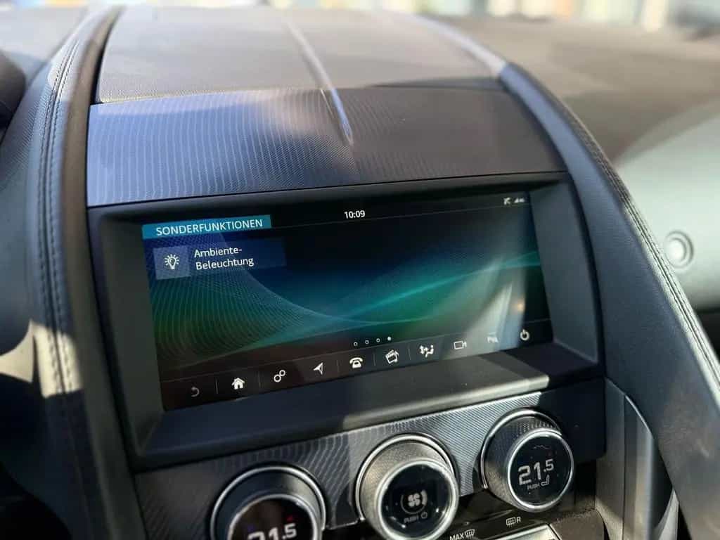Jaguar F-Type R-Dynamic 05/2019-photo-17