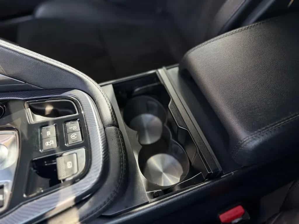 Jaguar F-Type R-Dynamic 05/2019-photo-21