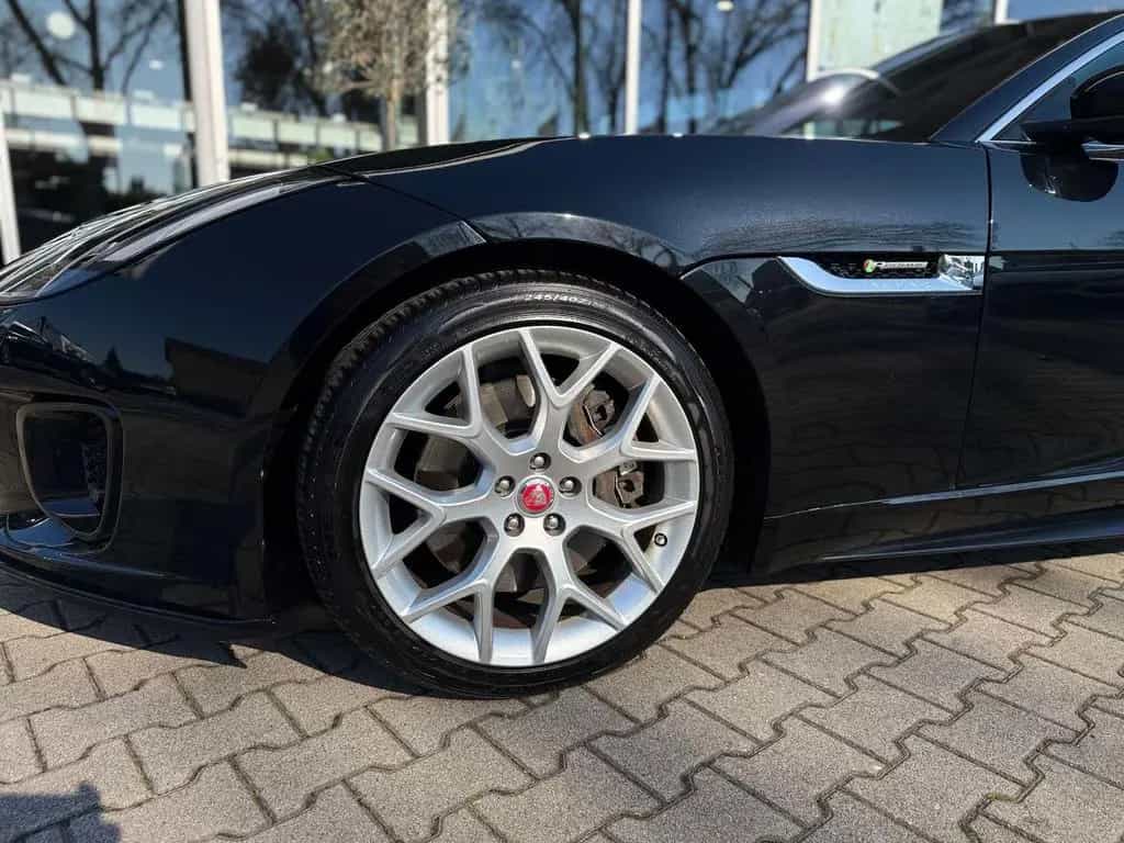 Jaguar F-Type R-Dynamic 05/2019-photo-26