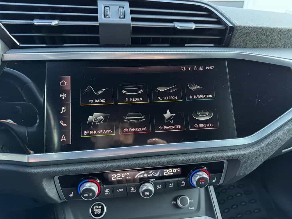 Audi Q3 35 TFSI S-line S-Tronic LED/Virtuell/SideAss 09/2021-photo-33