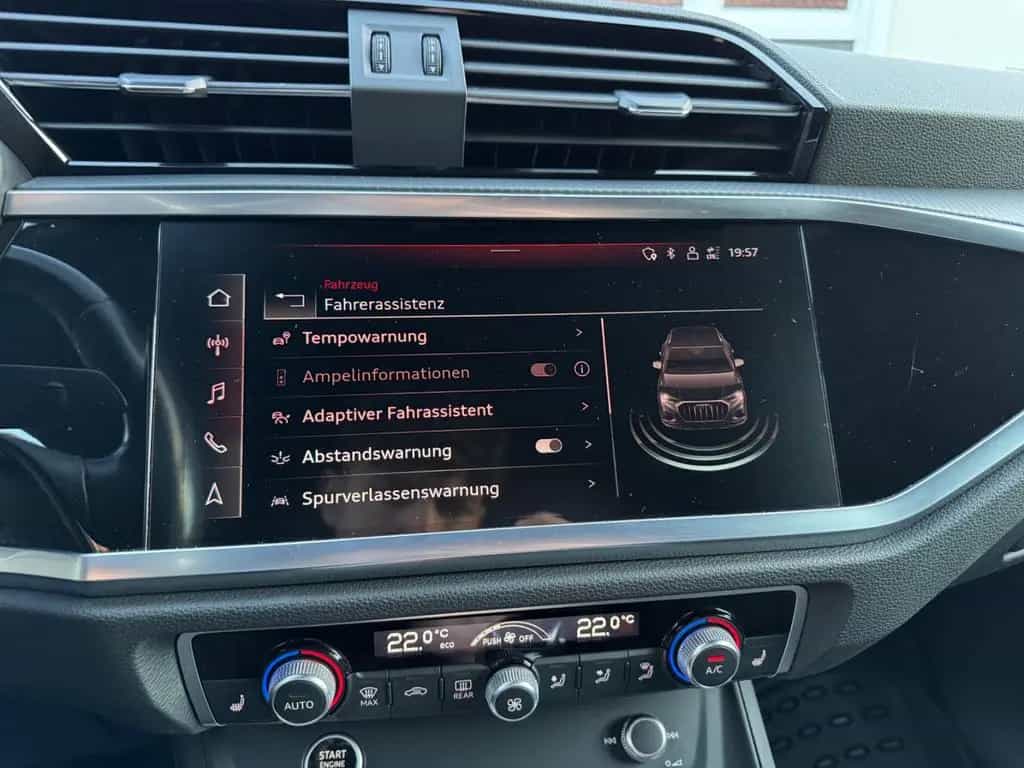 Audi Q3 35 TFSI S-line S-Tronic LED/Virtuell/SideAss 09/2021-photo-35