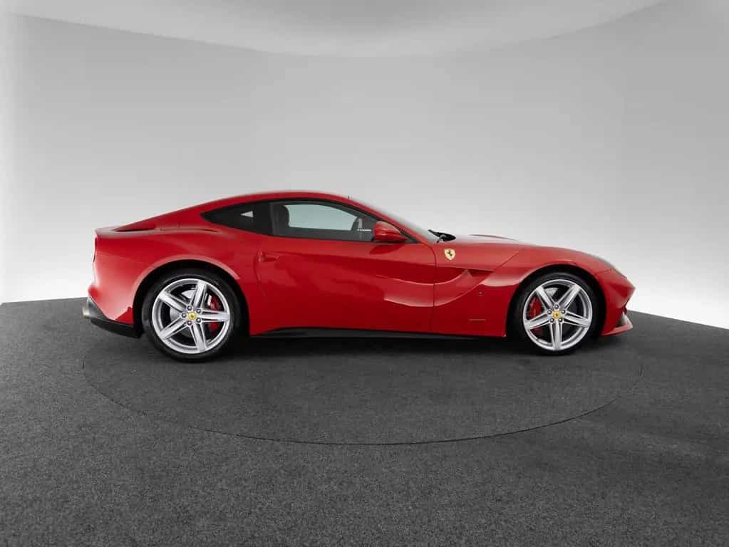 Ferrari F12 berlinetta FERRARI SINGEN 11/2015-photo-4