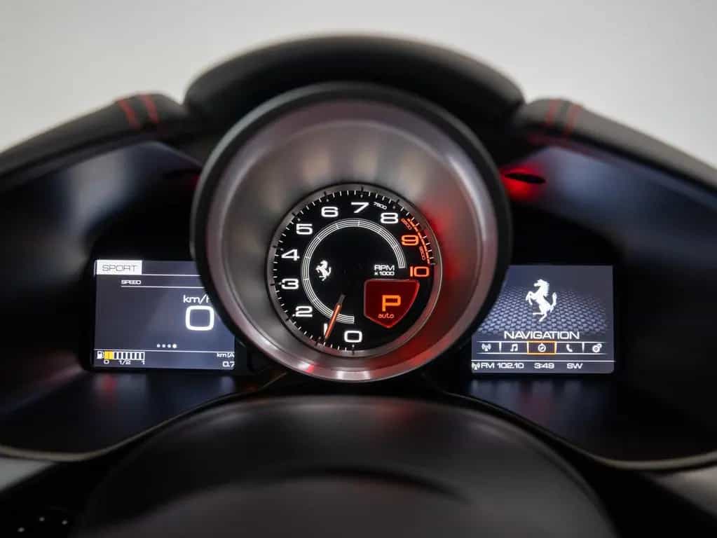 Ferrari F12 berlinetta FERRARI SINGEN 11/2015-photo-40
