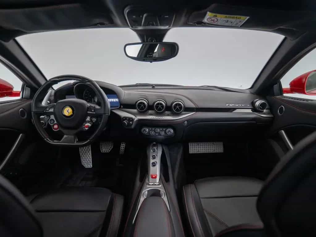 Ferrari F12 berlinetta FERRARI SINGEN 11/2015-photo-7