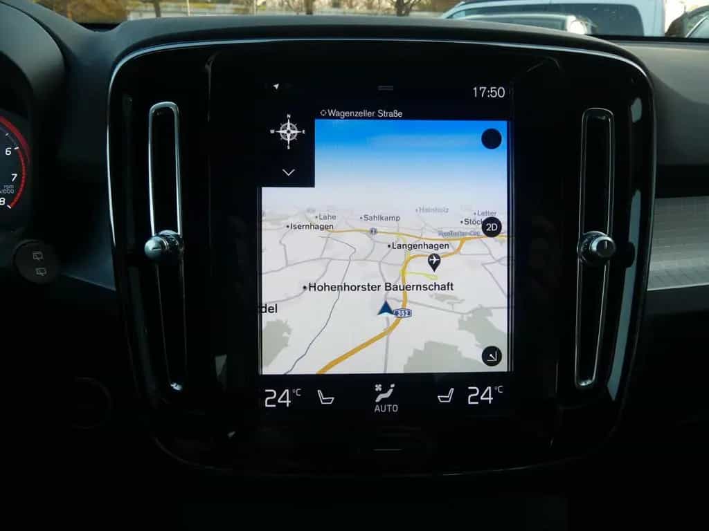 Volvo XC40 Momentum*Kamera*virtual*h/k-Sound*Navi*LED 06/2018-photo-11