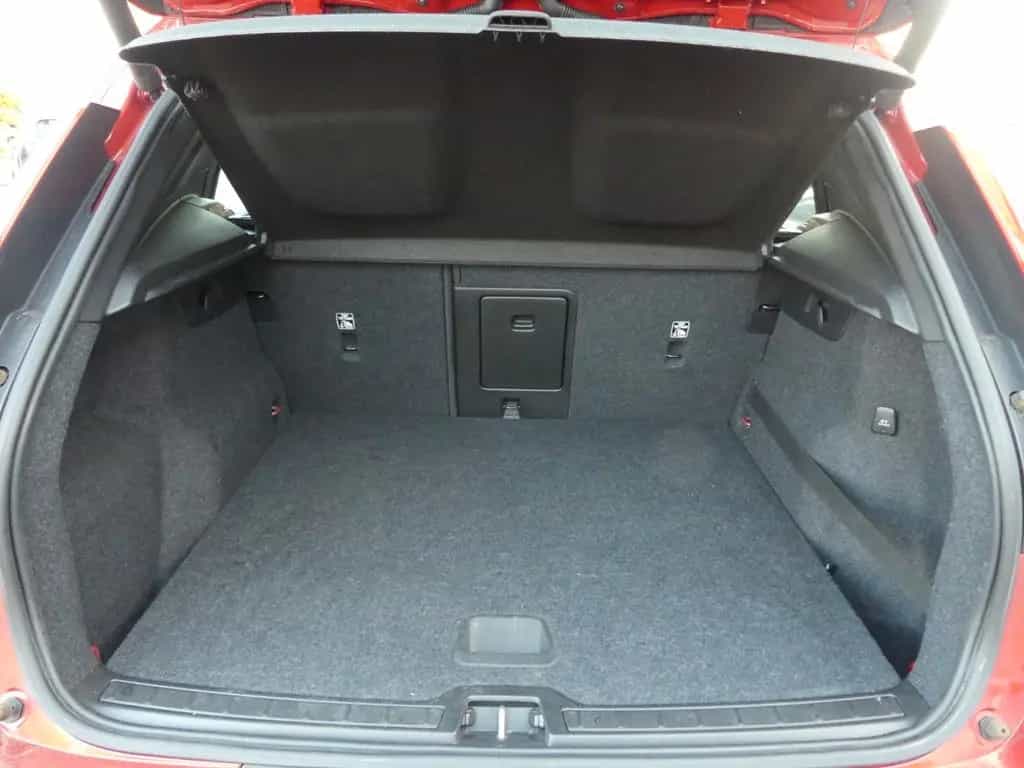 Volvo XC40 Momentum*Kamera*virtual*h/k-Sound*Navi*LED 06/2018-photo-17